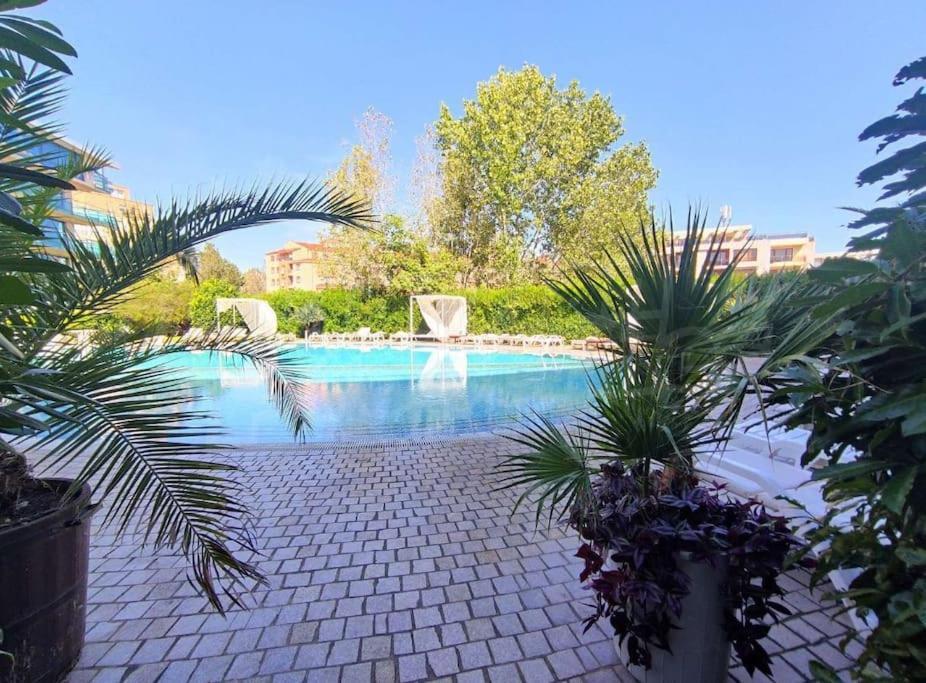 Large Apartment In Sunny Beach Esterno foto